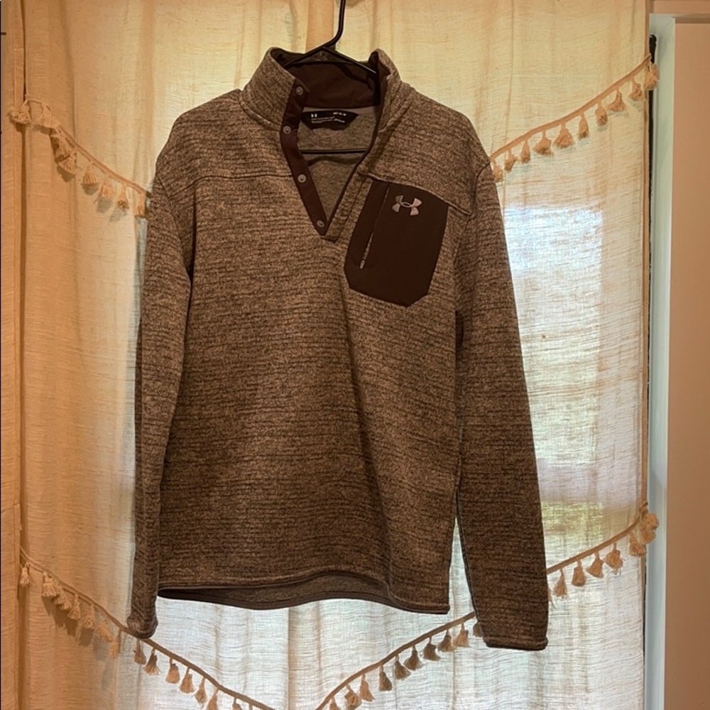 Under Armour men’s sweatshirt
